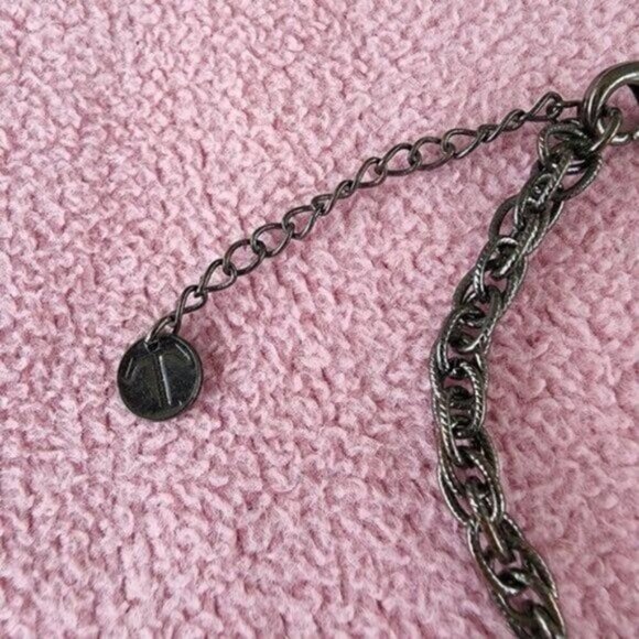 Talbots Crystal Necklace - Picture 3 of 3